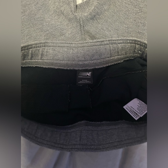American Eagle Joggers/Pants - Picture 3 of 3